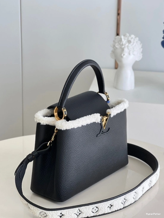 LOUIS VUITTON MM CAPUCINES 0806